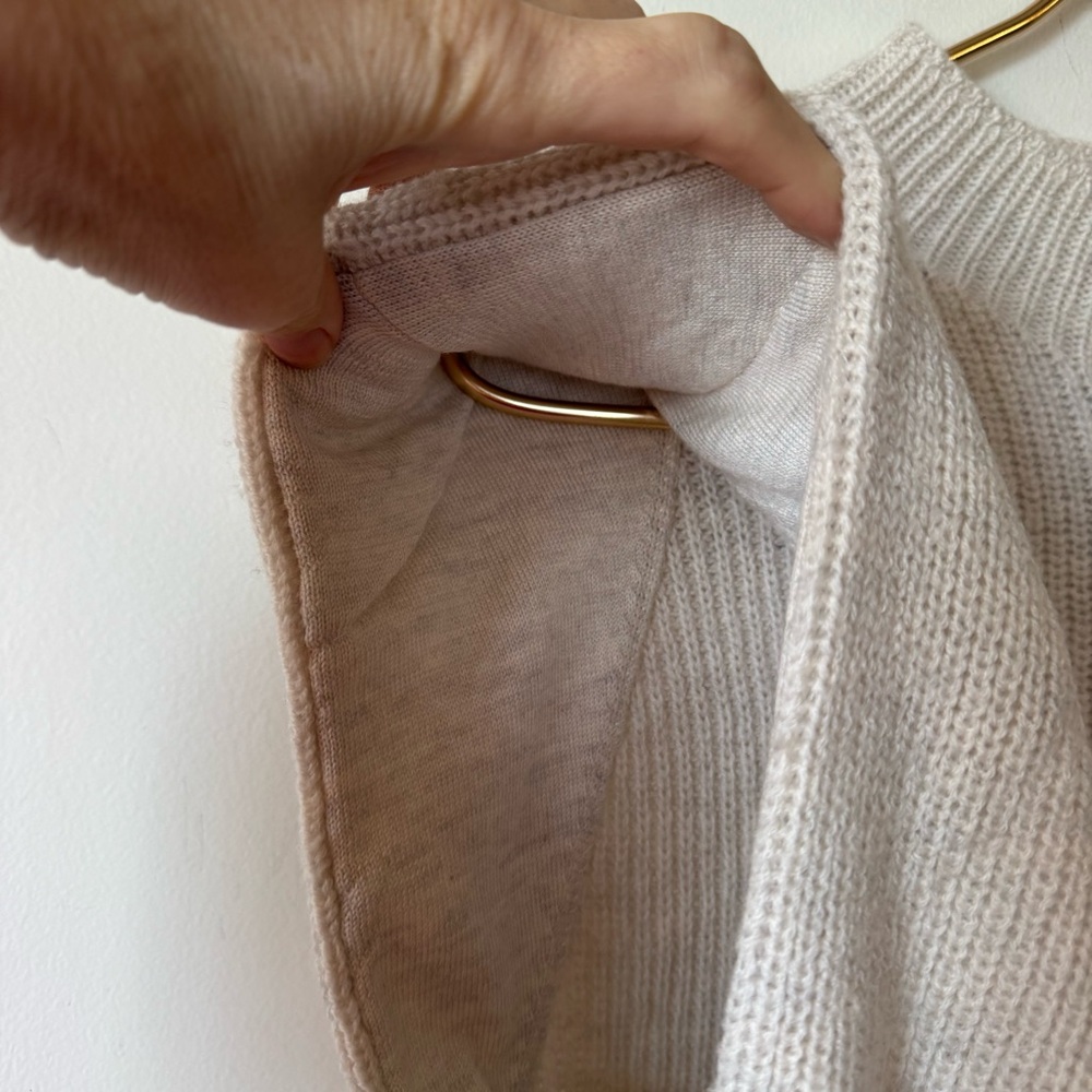 NWOT Aritzia Babaton Hazlitt Cream Ribbed Wool Sweater Vest L - Picture 7 of 10